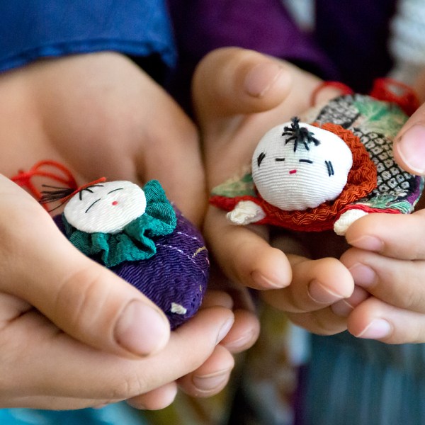 twins, shichi go san photo, koyasan in los angeles, senshoji