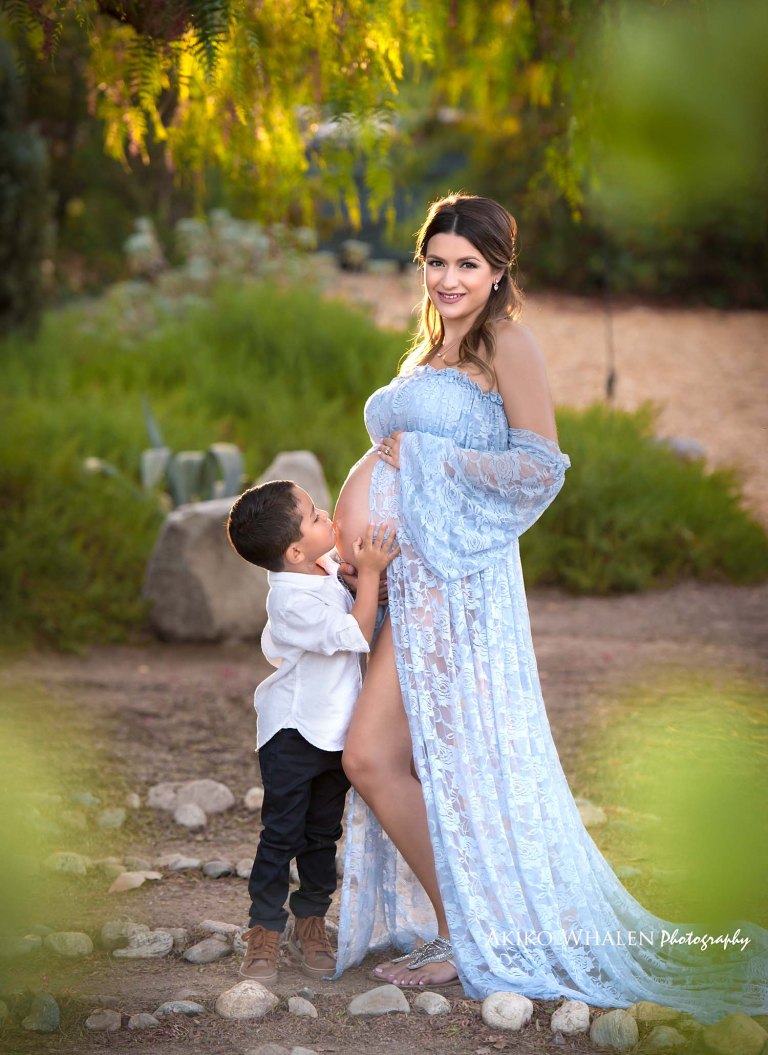 baby and family photography, on location photographer in Los Angeles, Modern baby, capturing baby's growth, capturing children and family's growth,