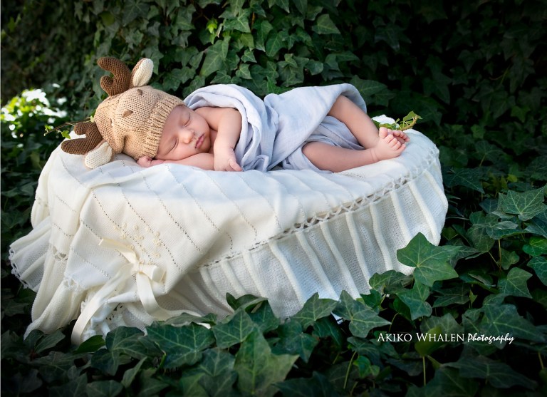 baby and family photography, on location photographer in Los Angeles, Modern baby, capturing baby's growth, capturing children and family's growth,