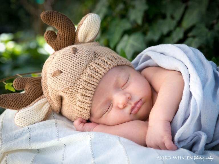 baby and family photography, on location photographer in Los Angeles, Modern baby, capturing baby's growth, capturing children and family's growth,