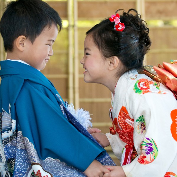 A twin in Japanese Kimono, Shichi Go San, Children in Kimono,