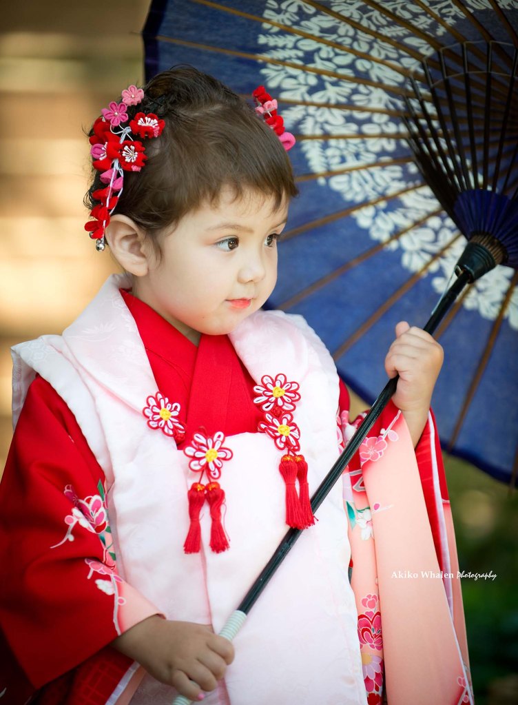 A 3 years old girl enjoying her Shichi Go San in Kimono