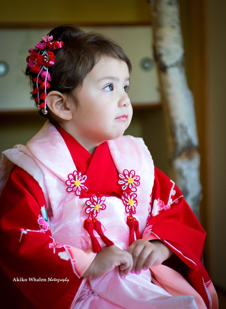 A 3 years old girl enjoying her Shichi Go San in Kimono