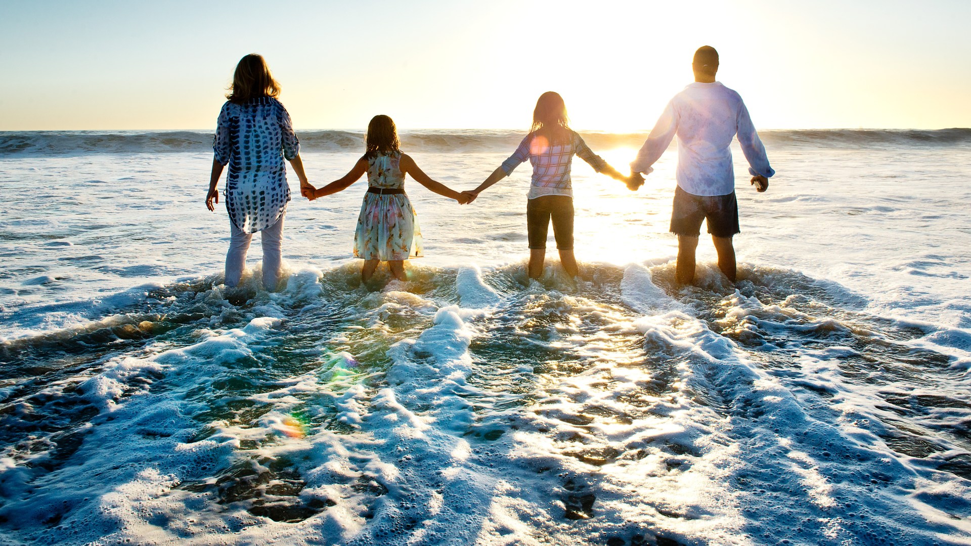Hermosa Beach, Redondo Beach, Santa Monica Beach, Malibu Beach, Newport Beach,Beach in Southern California, Family Session on Beach, On location photography,