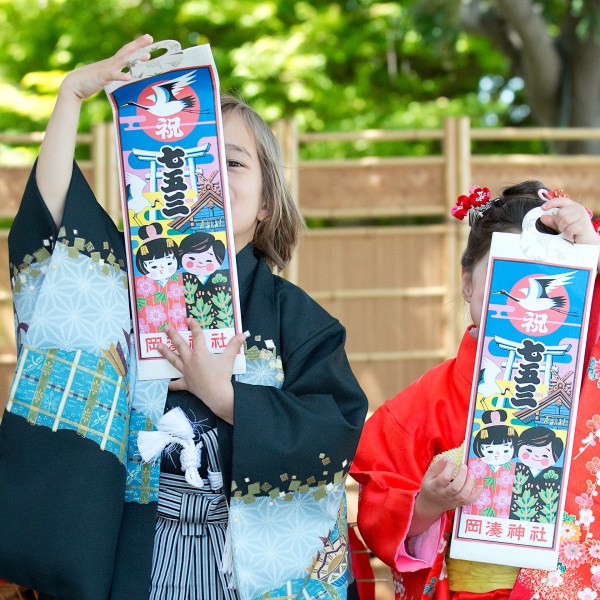 Chitose ame candy, Shichi Go San,Shichi Go San, a girl in red kimono, Japanese room, Kimono rental in Los Angeles, on location photography Shichi Go San, Chitose Ame Candy, a boy in kimono,