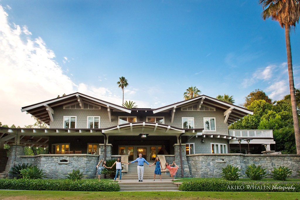 three sisters, modern family portraits, on location photography, los angeles photographer, pasadena photographer, 