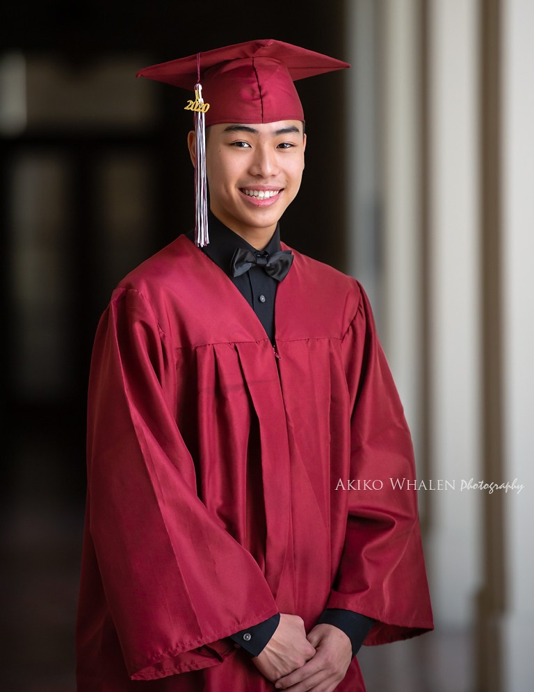 #classof2020 #graduation #freephotosession #complimentaryphotosession #congratulations #highschoolsenior #seniorportraits #losangelesportraits #pasadenacityhall #onlocationphotography #naturallightphotography
