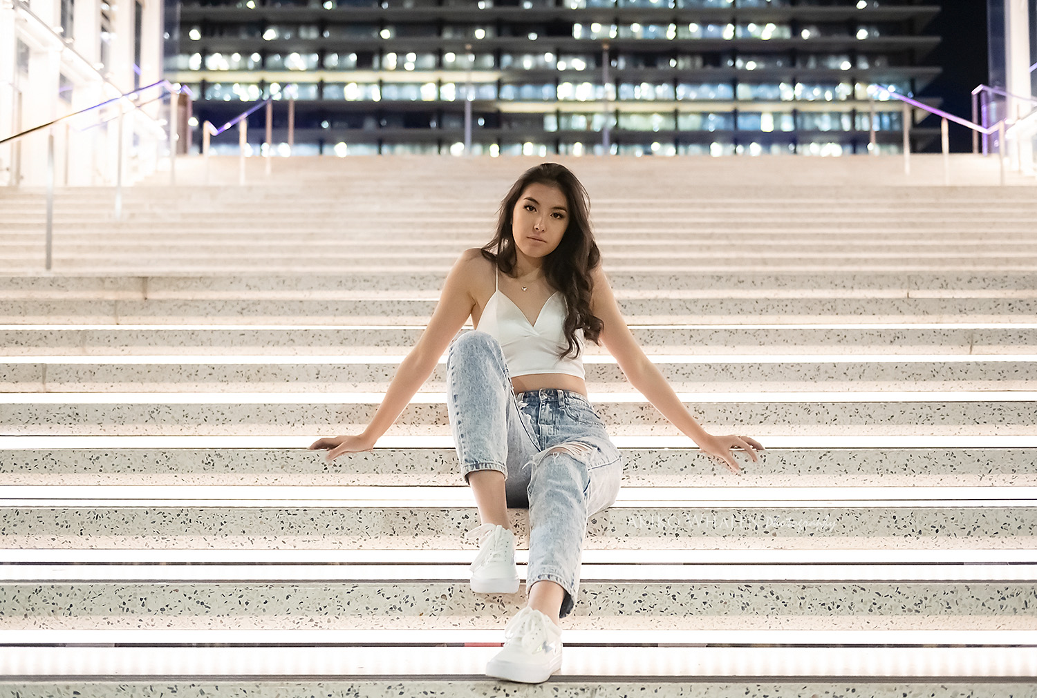 Downtown LA portrait photographer, Teenagers, Skyscraper, night photography, seniors portraits, modern portraits, on location photographer in LA