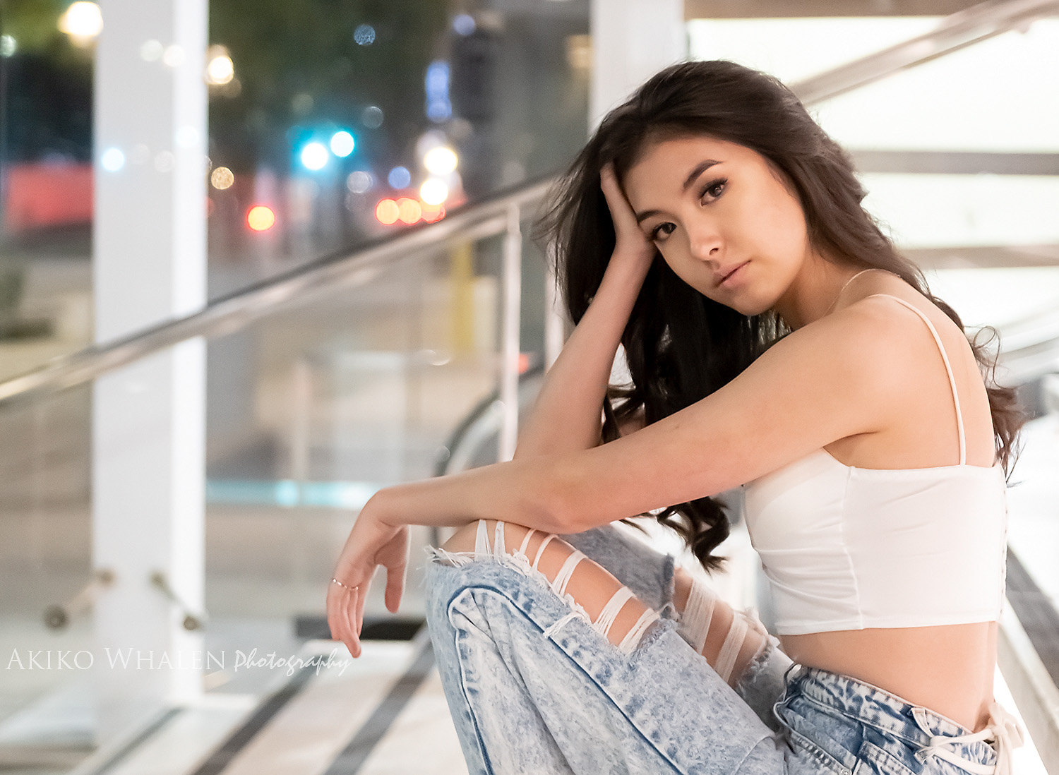 Downtown LA portrait photographer, Teenagers, Skyscraper, night photography, seniors portraits, modern portraits, on location photographer in LA