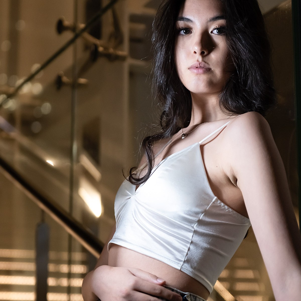 Downtown LA portrait photographer, Teenagers, Skyscraper, night photography, seniors portraits, modern portraits, on location photographer in LA